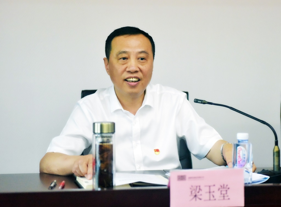 梁董事長講話2.jpg 梁董事長講話2.jpg